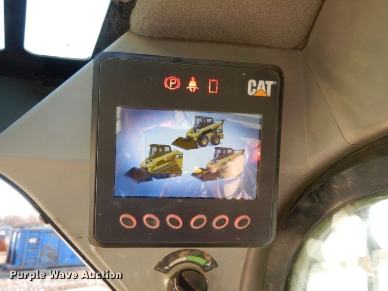 image for item DG6301 2015 Caterpillar 279D skid steer