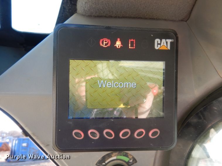 image for item DG6301 2015 Caterpillar 279D skid steer