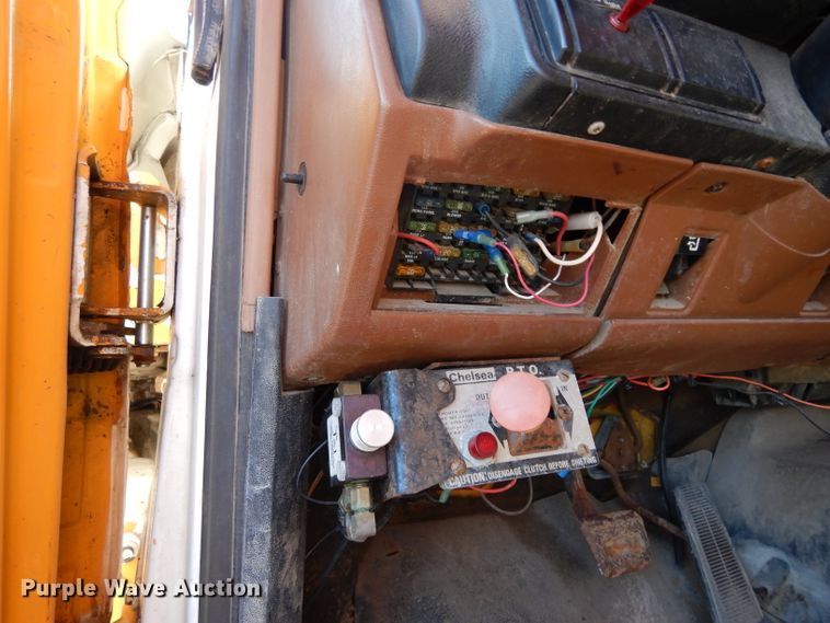 image for item DH2337 1991 Chevrolet Kodiak C6500 dump truck