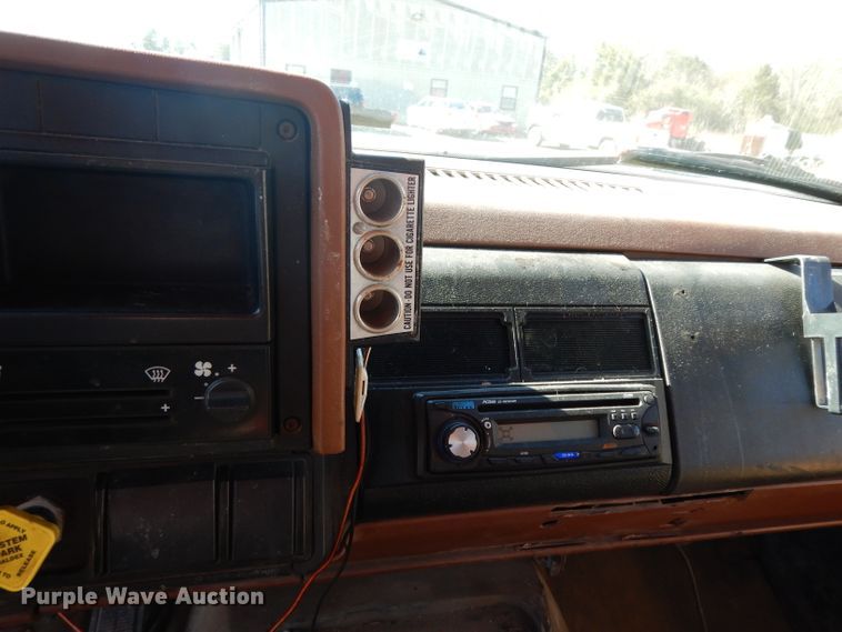 image for item DH2337 1991 Chevrolet Kodiak C6500 dump truck