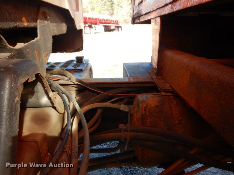 image for item DH2337 1991 Chevrolet Kodiak C6500 dump truck