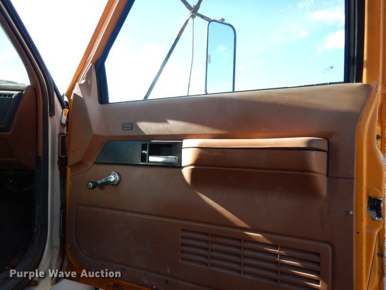 image for item DH2337 1991 Chevrolet Kodiak C6500 dump truck