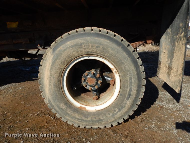 image for item DH2337 1991 Chevrolet Kodiak C6500 dump truck