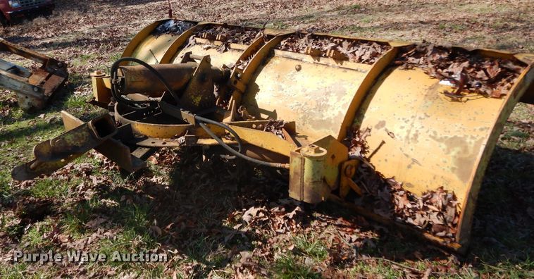 image for item DH2337 1991 Chevrolet Kodiak C6500 dump truck