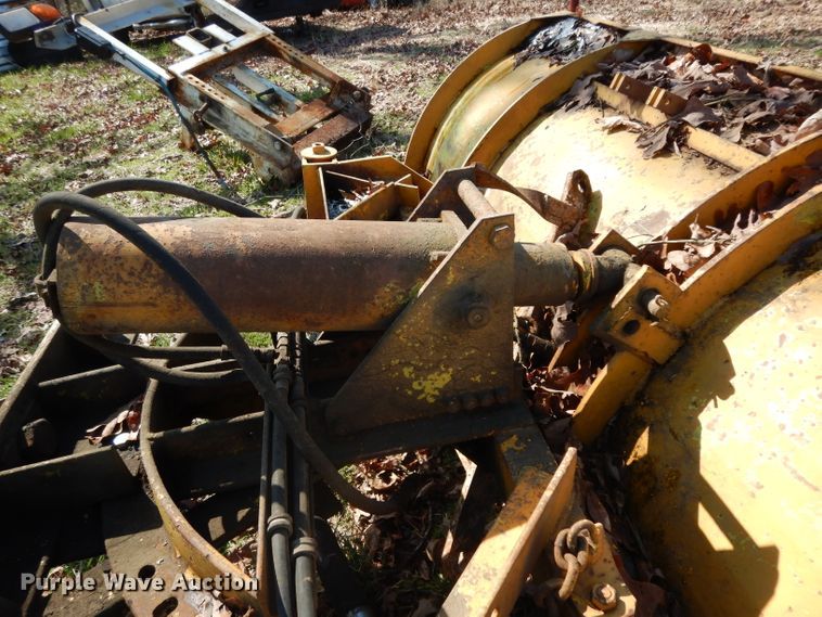 image for item DH2337 1991 Chevrolet Kodiak C6500 dump truck