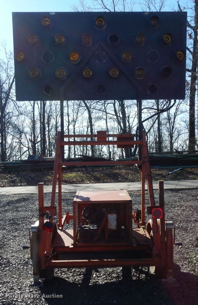 image for item DH2339 (3) Arrow Master arrowboards