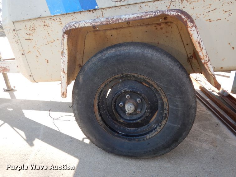 image for item DH2352 Ingersoll Rand 130 air compressor