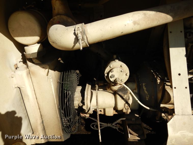 image for item DH2352 Ingersoll Rand 130 air compressor