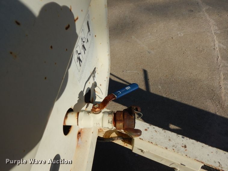 image for item DH2352 Ingersoll Rand 130 air compressor