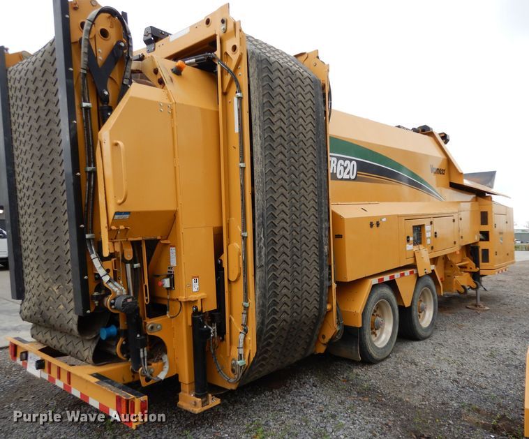 image for item DH2355 2015 Vermeer TR620 trommel screen