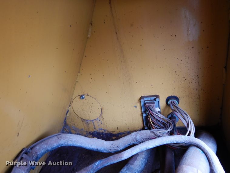 image for item DH2355 2015 Vermeer TR620 trommel screen