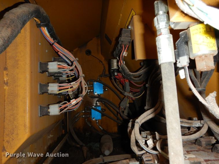 image for item DH2355 2015 Vermeer TR620 trommel screen