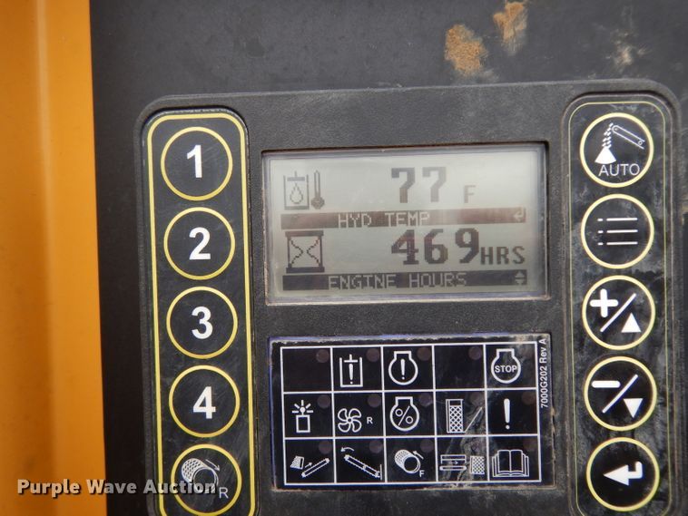 image for item DH2355 2015 Vermeer TR620 trommel screen