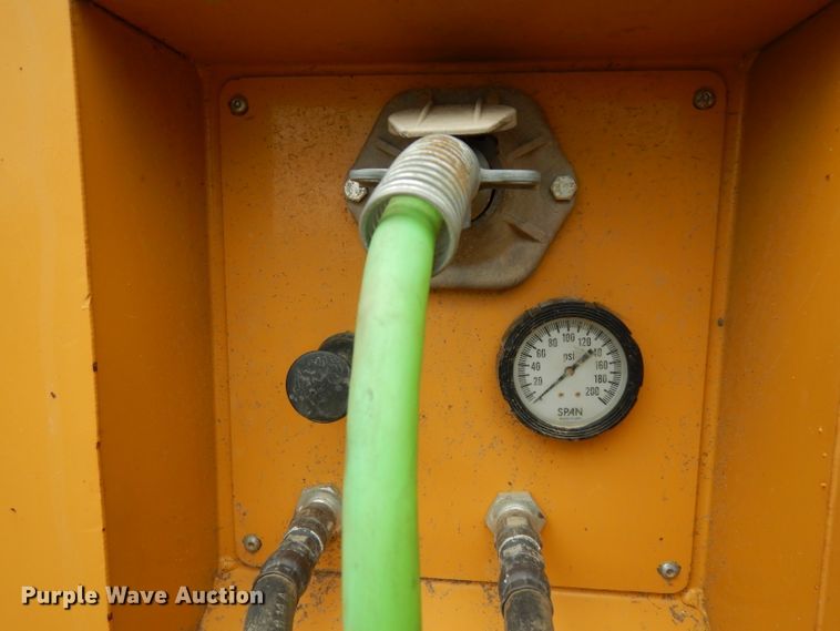 image for item DH2355 2015 Vermeer TR620 trommel screen