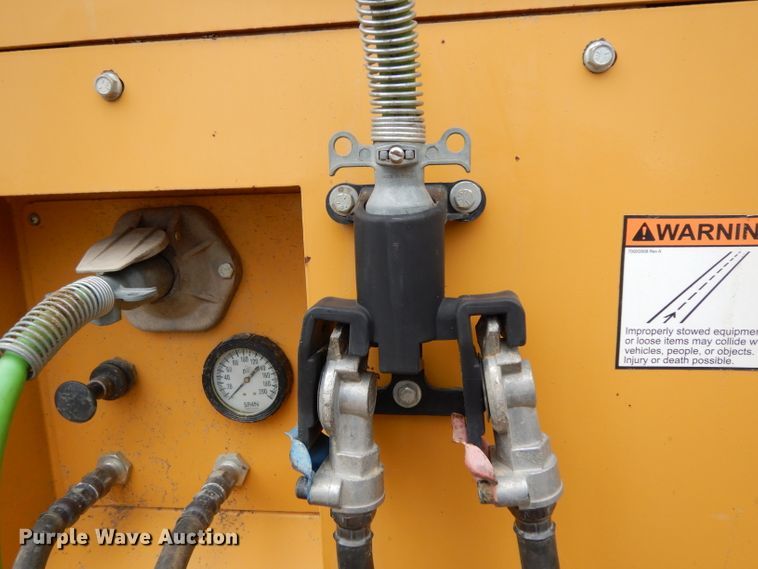 image for item DH2355 2015 Vermeer TR620 trommel screen