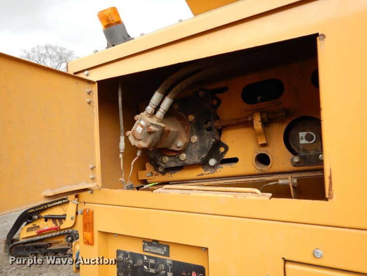 image for item DH2355 2015 Vermeer TR620 trommel screen