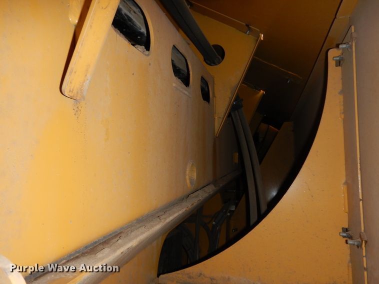 image for item DH2355 2015 Vermeer TR620 trommel screen