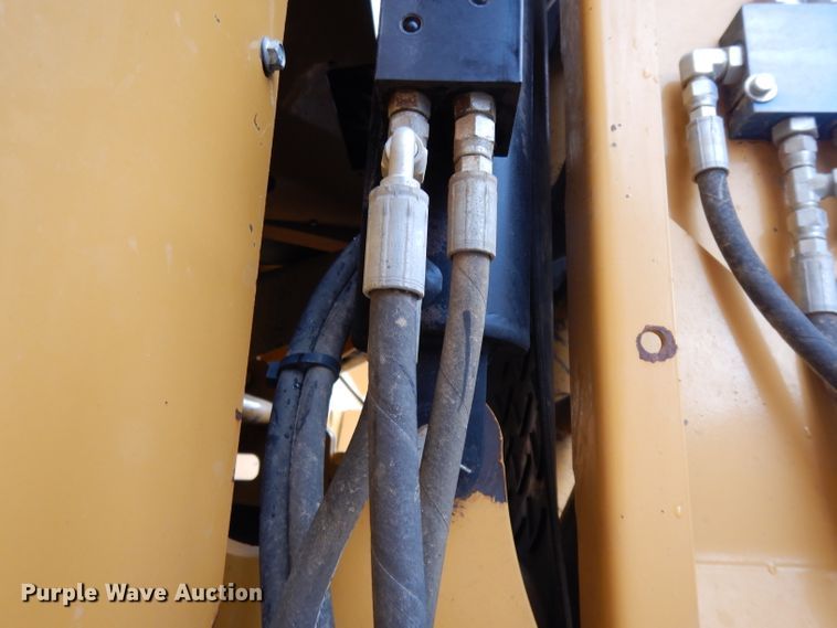 image for item DH2355 2015 Vermeer TR620 trommel screen