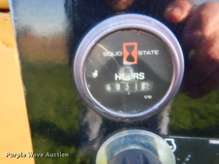 image for item DH2356 Air lift separator with hydraulic power pack