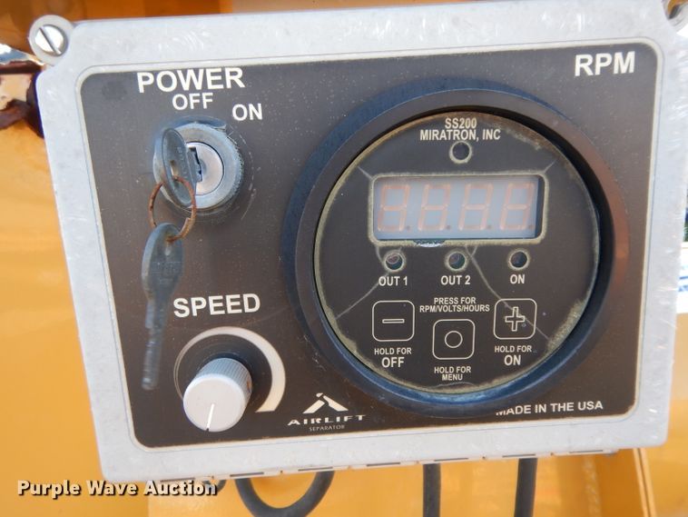 image for item DH2356 Air lift separator with hydraulic power pack