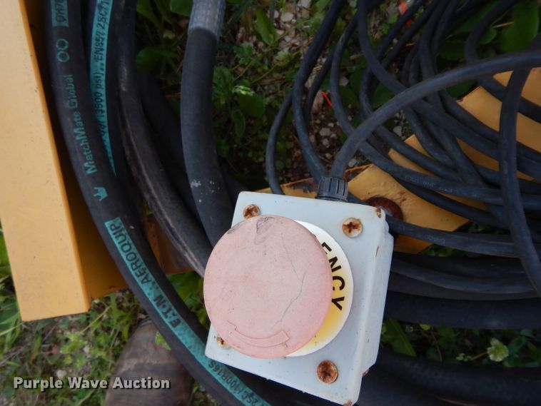 image for item DH2356 Air lift separator with hydraulic power pack