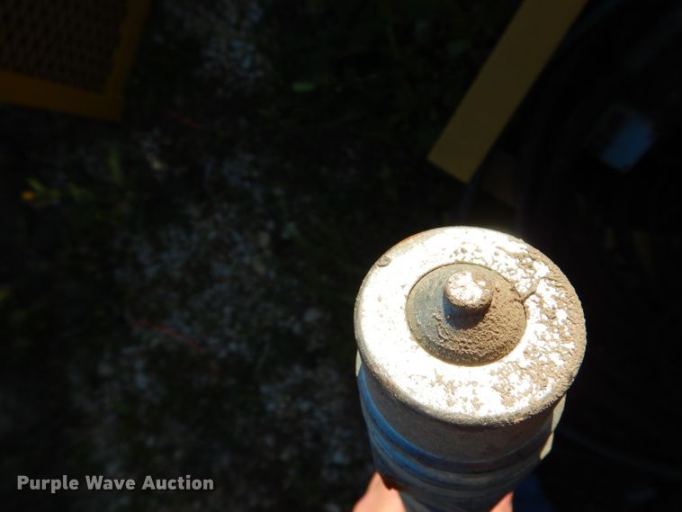 image for item DH2356 Air lift separator with hydraulic power pack