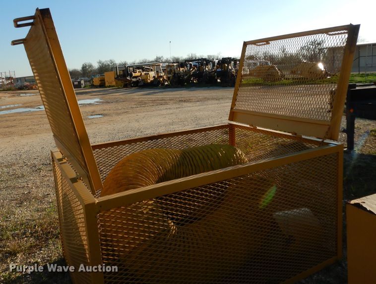 image for item DH2356 Air lift separator with hydraulic power pack