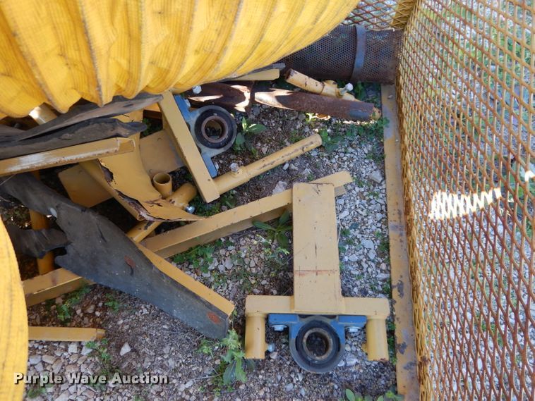 image for item DH2356 Air lift separator with hydraulic power pack