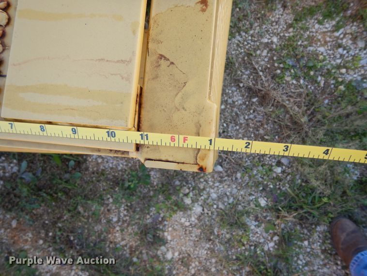 image for item DH2356 Air lift separator with hydraulic power pack