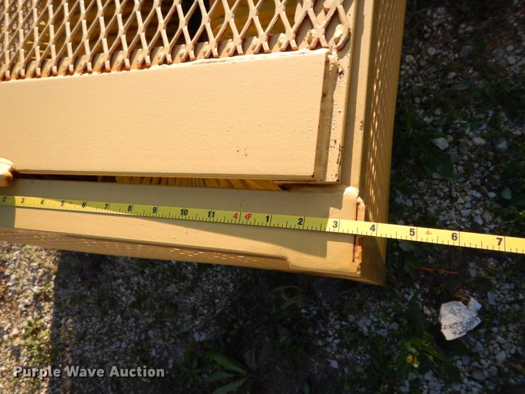 image for item DH2356 Air lift separator with hydraulic power pack