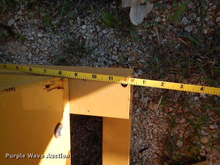 image for item DH2356 Air lift separator with hydraulic power pack