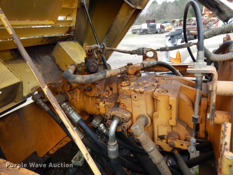 image for item DH2365 Sakai SV510TF single drum roller