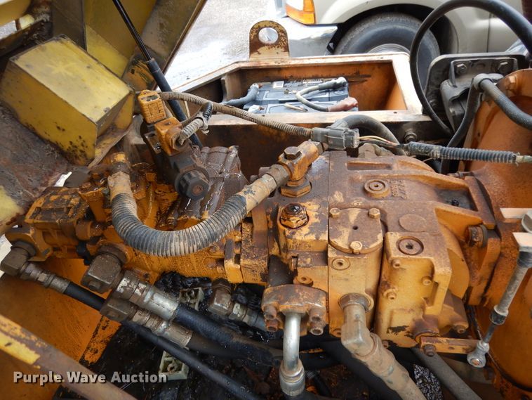 image for item DH2365 Sakai SV510TF single drum roller