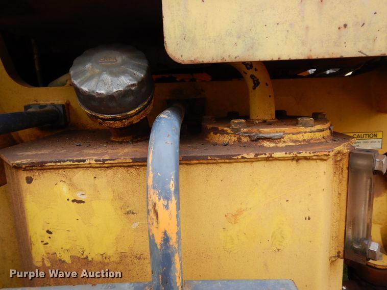 image for item DH2365 Sakai SV510TF single drum roller