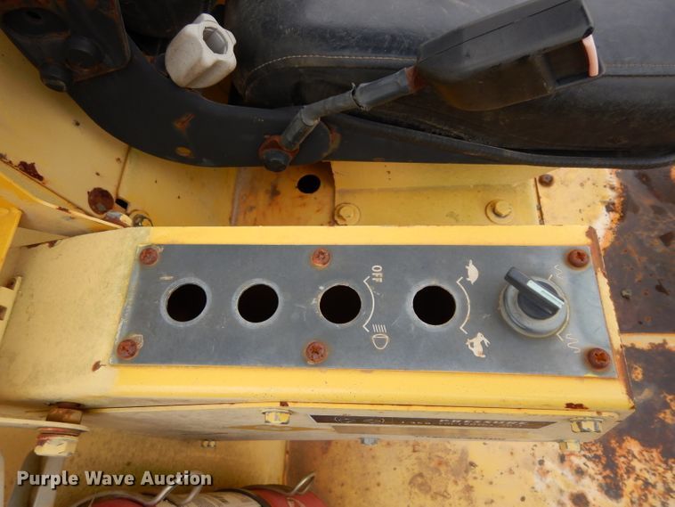 image for item DH2365 Sakai SV510TF single drum roller