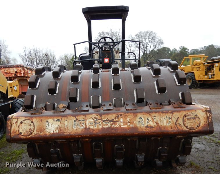 image for item DH2371 Ingersoll Rand 100 Series single drum roller