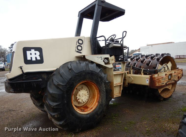 image for item DH2371 Ingersoll Rand 100 Series single drum roller