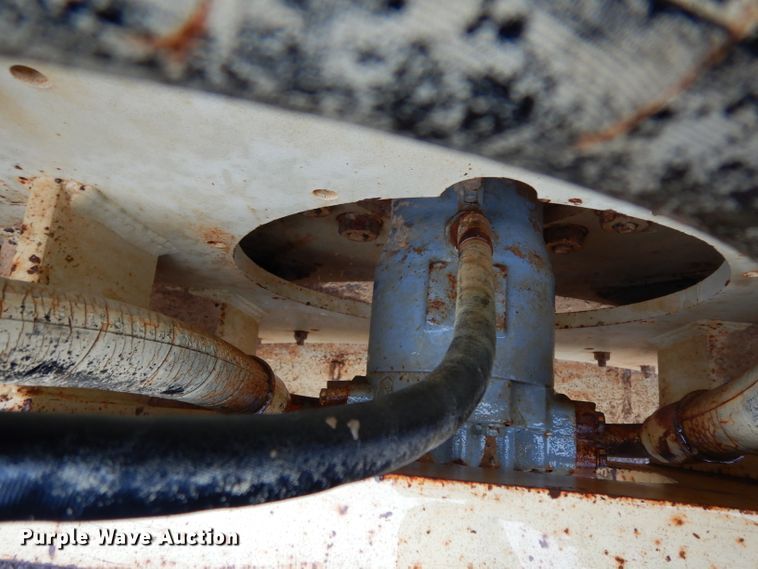 image for item DH2371 Ingersoll Rand 100 Series single drum roller