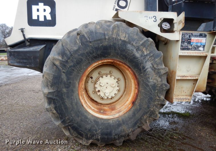 image for item DH2371 Ingersoll Rand 100 Series single drum roller