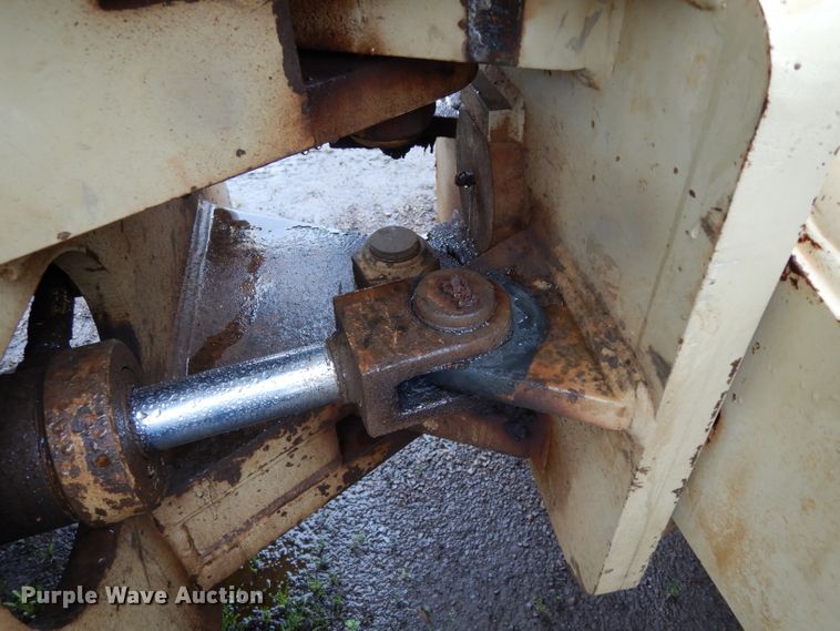 image for item DH2371 Ingersoll Rand 100 Series single drum roller