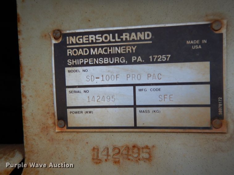 image for item DH2371 Ingersoll Rand 100 Series single drum roller