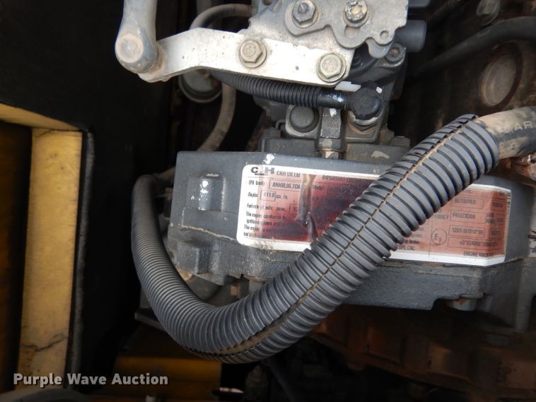 image for item DH2372 Kobelco SK210-8E excavator