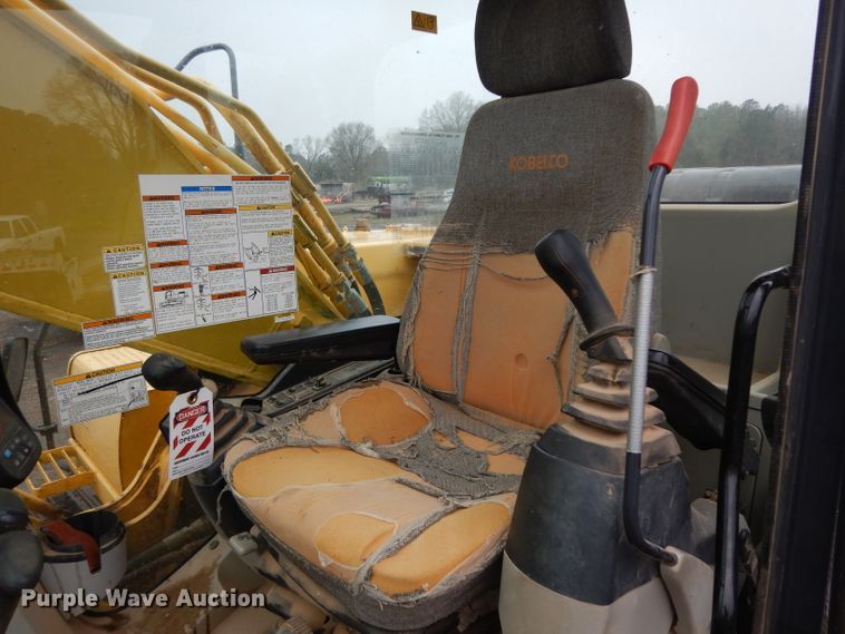 image for item DH2372 Kobelco SK210-8E excavator