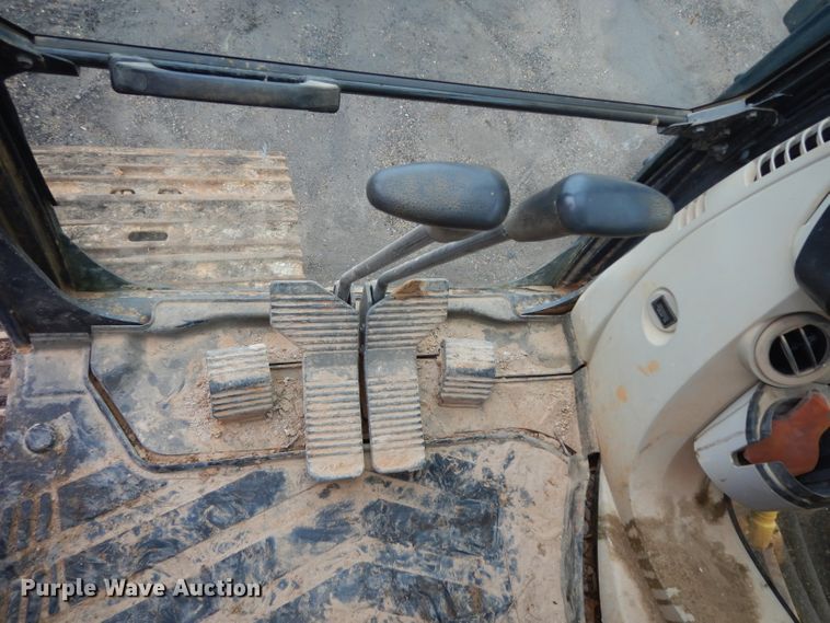 image for item DH2372 Kobelco SK210-8E excavator