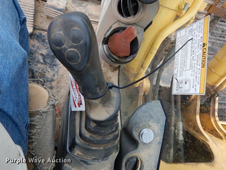 image for item DH2372 Kobelco SK210-8E excavator