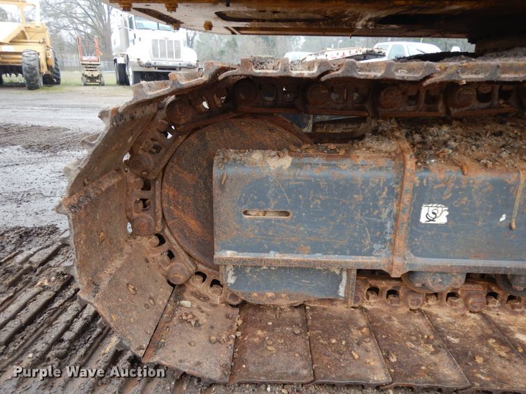 image for item DH2372 Kobelco SK210-8E excavator