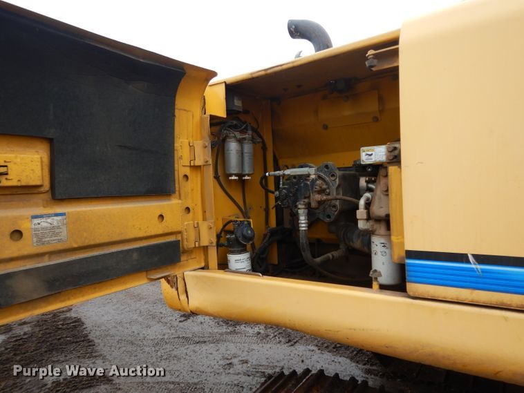 image for item DH2372 Kobelco SK210-8E excavator