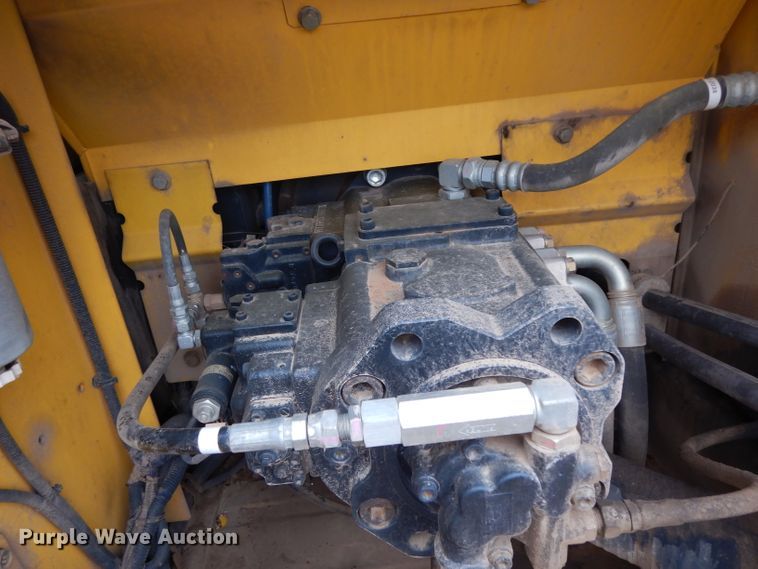 image for item DH2372 Kobelco SK210-8E excavator