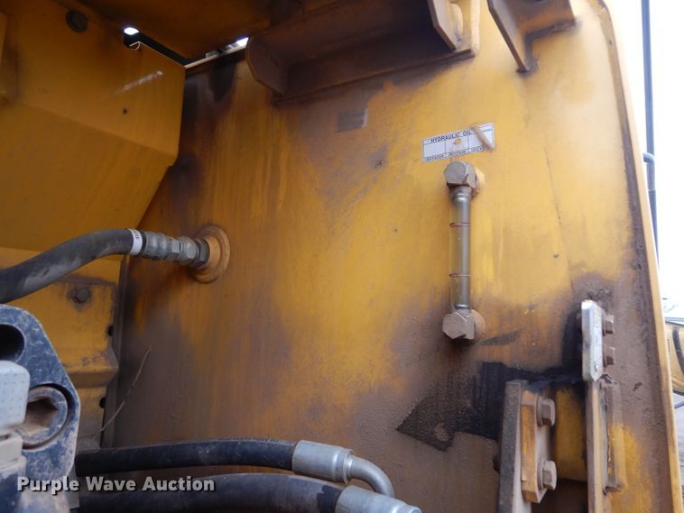 image for item DH2372 Kobelco SK210-8E excavator