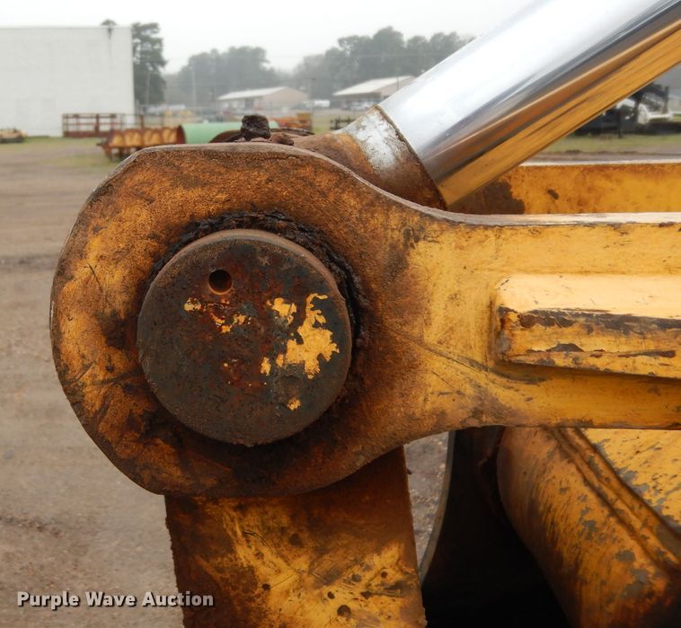 image for item DH2372 Kobelco SK210-8E excavator